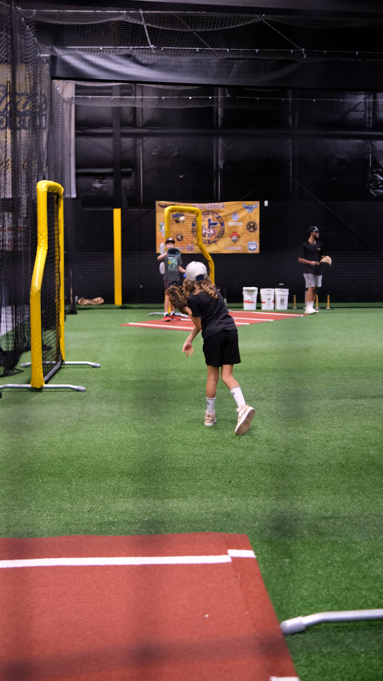 Cage Time Acworth — crowd